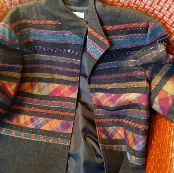 Jacket - Picture 3 of 4